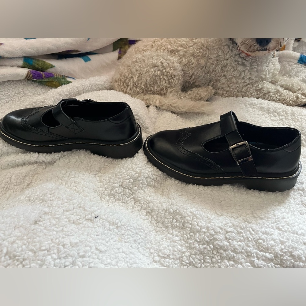 Womens Black T-Strap Mary Jane Shoes - Picture 4 of 6